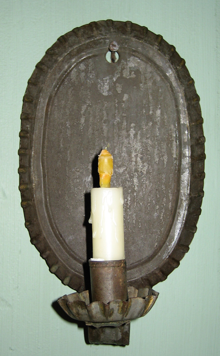 1955.0603 Sconce