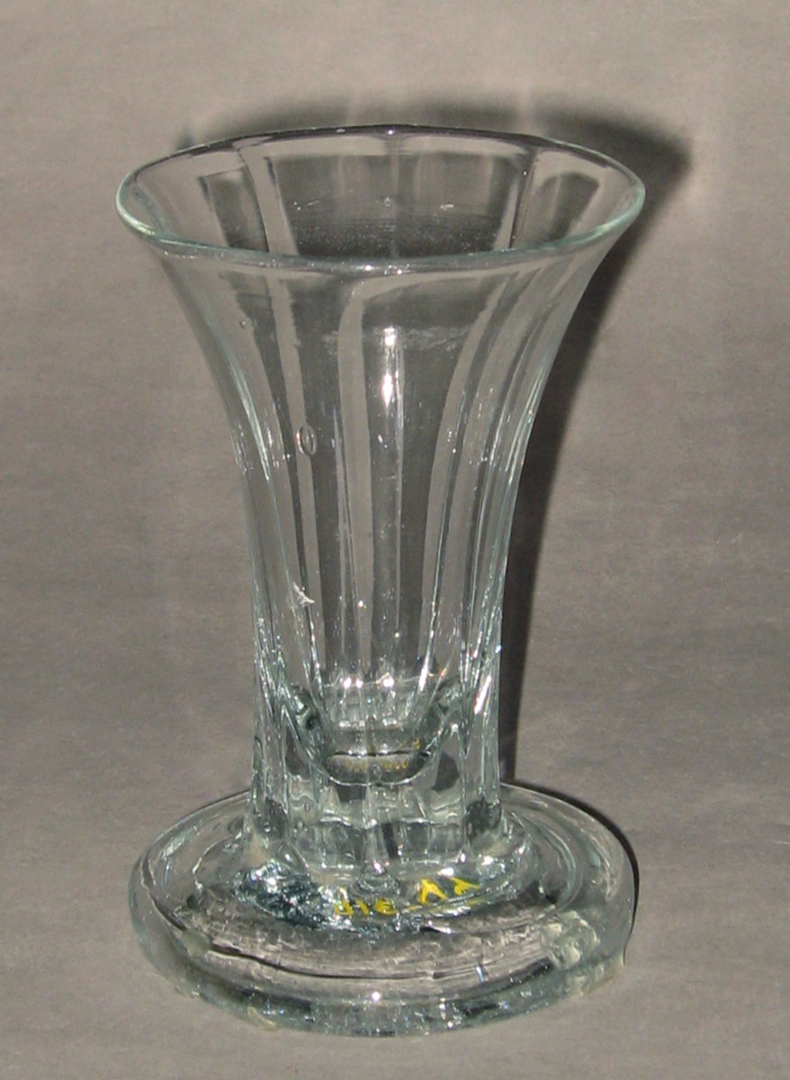 1960.0316 Glass jelly glass