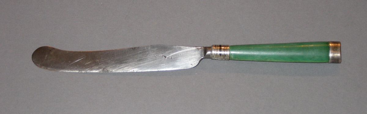 1954.0079.033 Knife