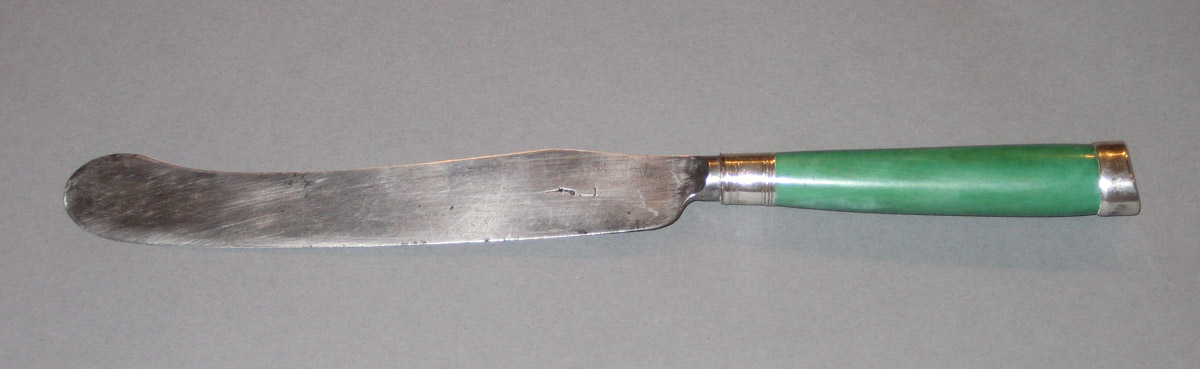 1954.0079.047 Knife
