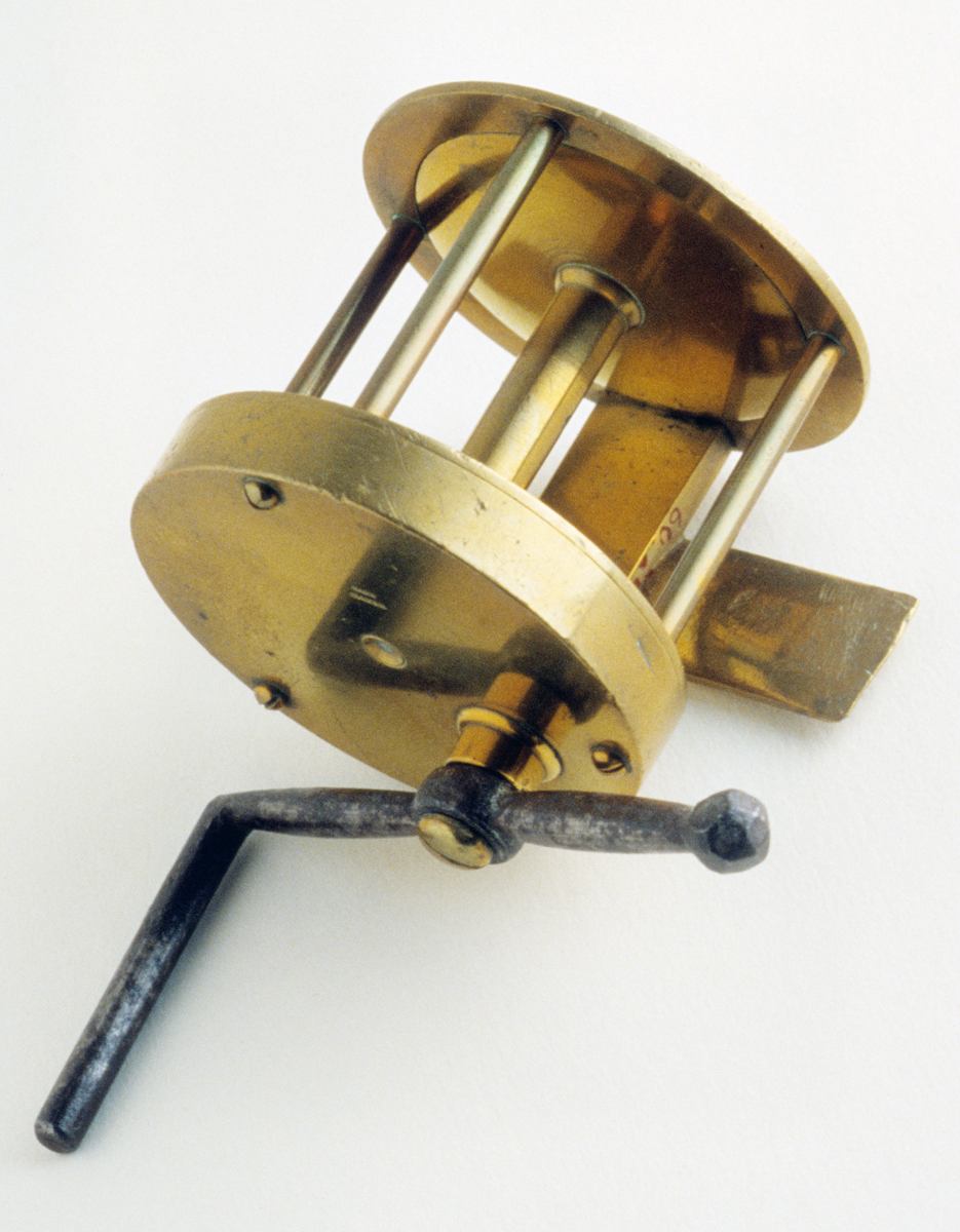 1960.0246 Fishing Reel