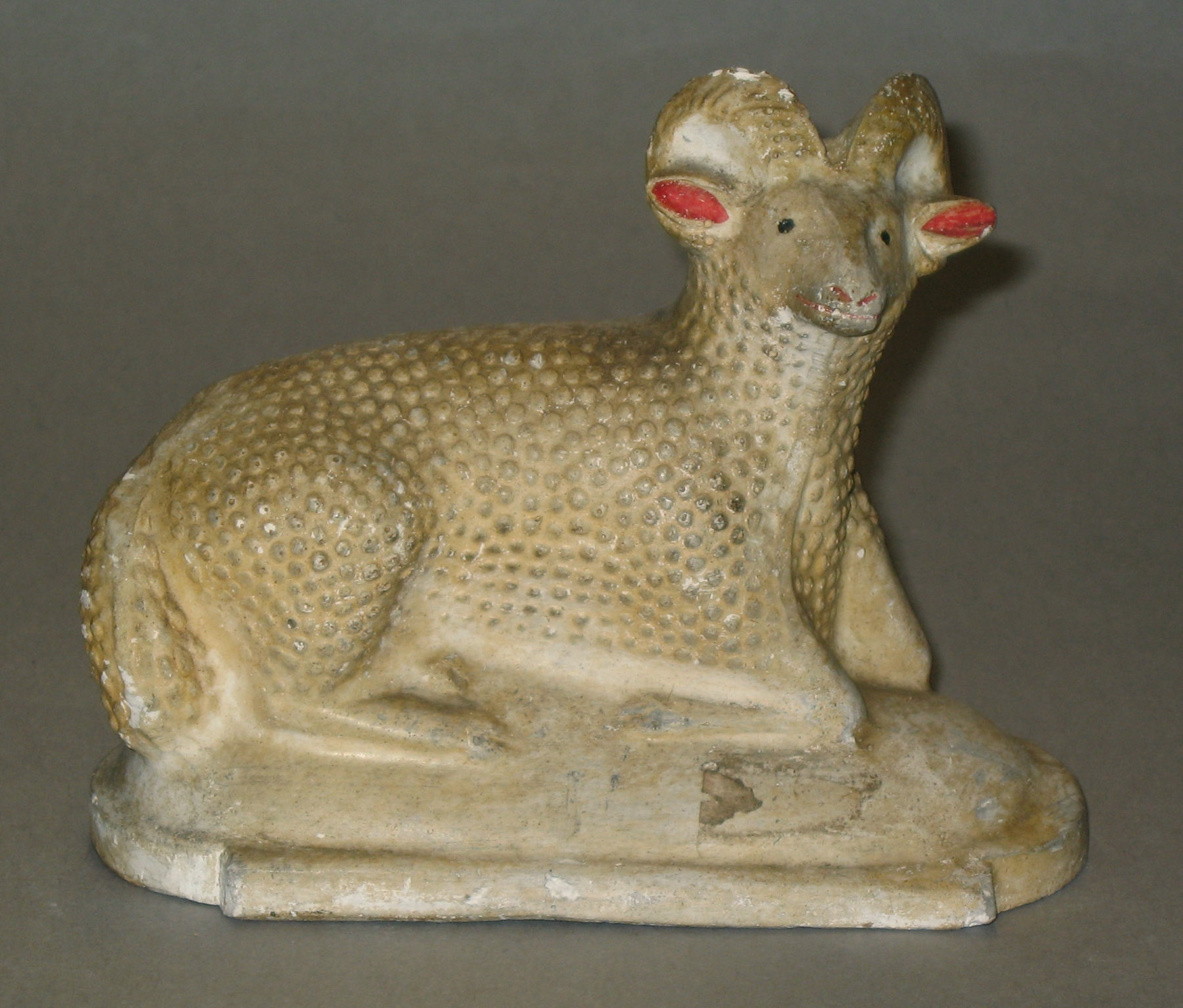 2000.0057.049 Chalkware sheep (ram)