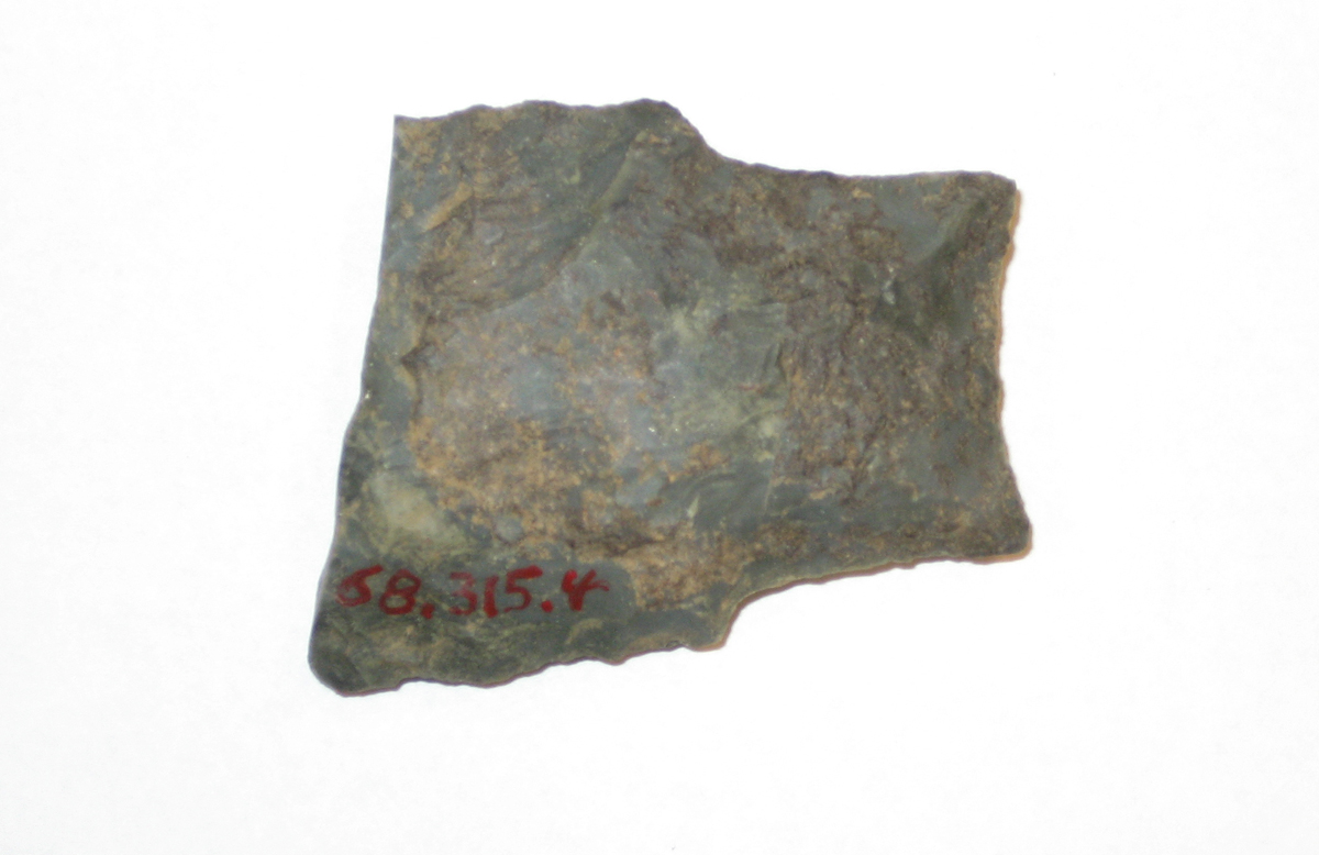 1968.0315.004 Projectile Point (Arrowhead)