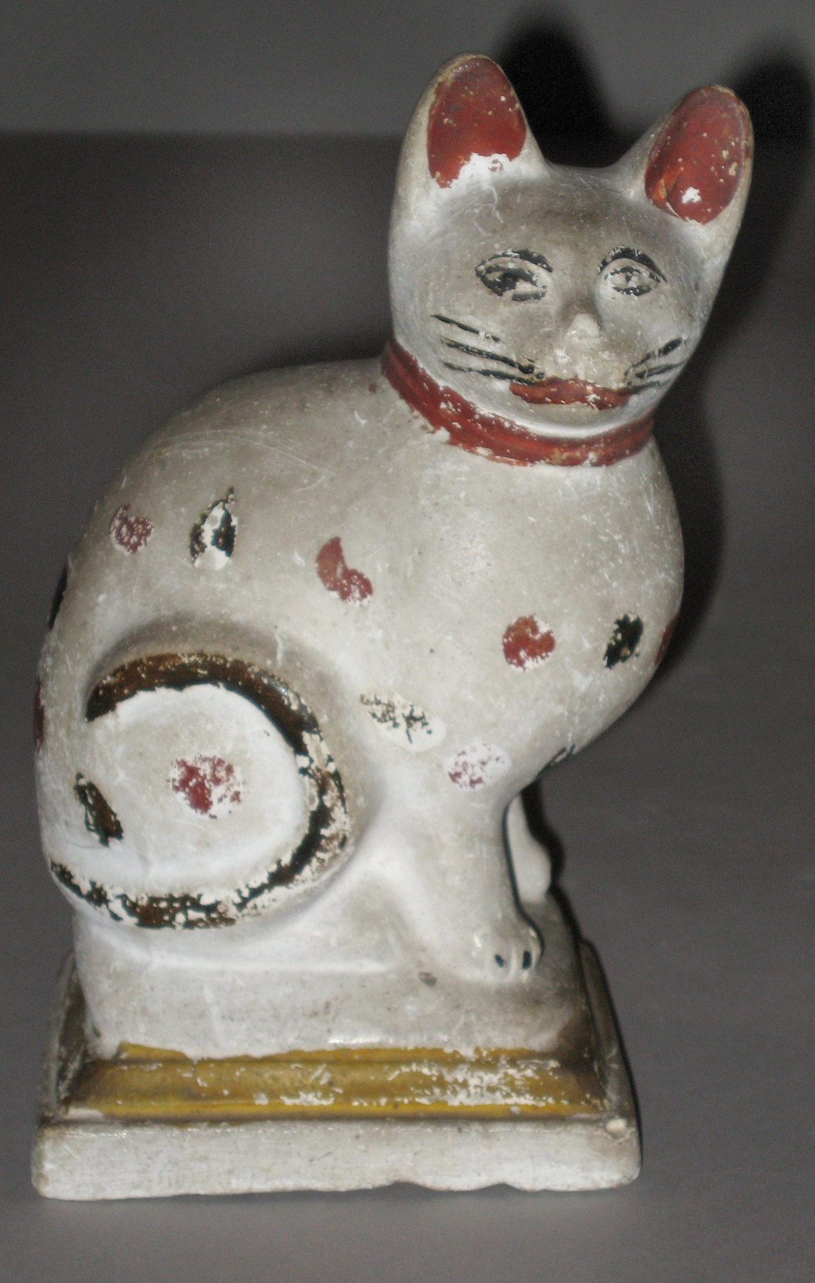 1964.1697 Chalkware cat