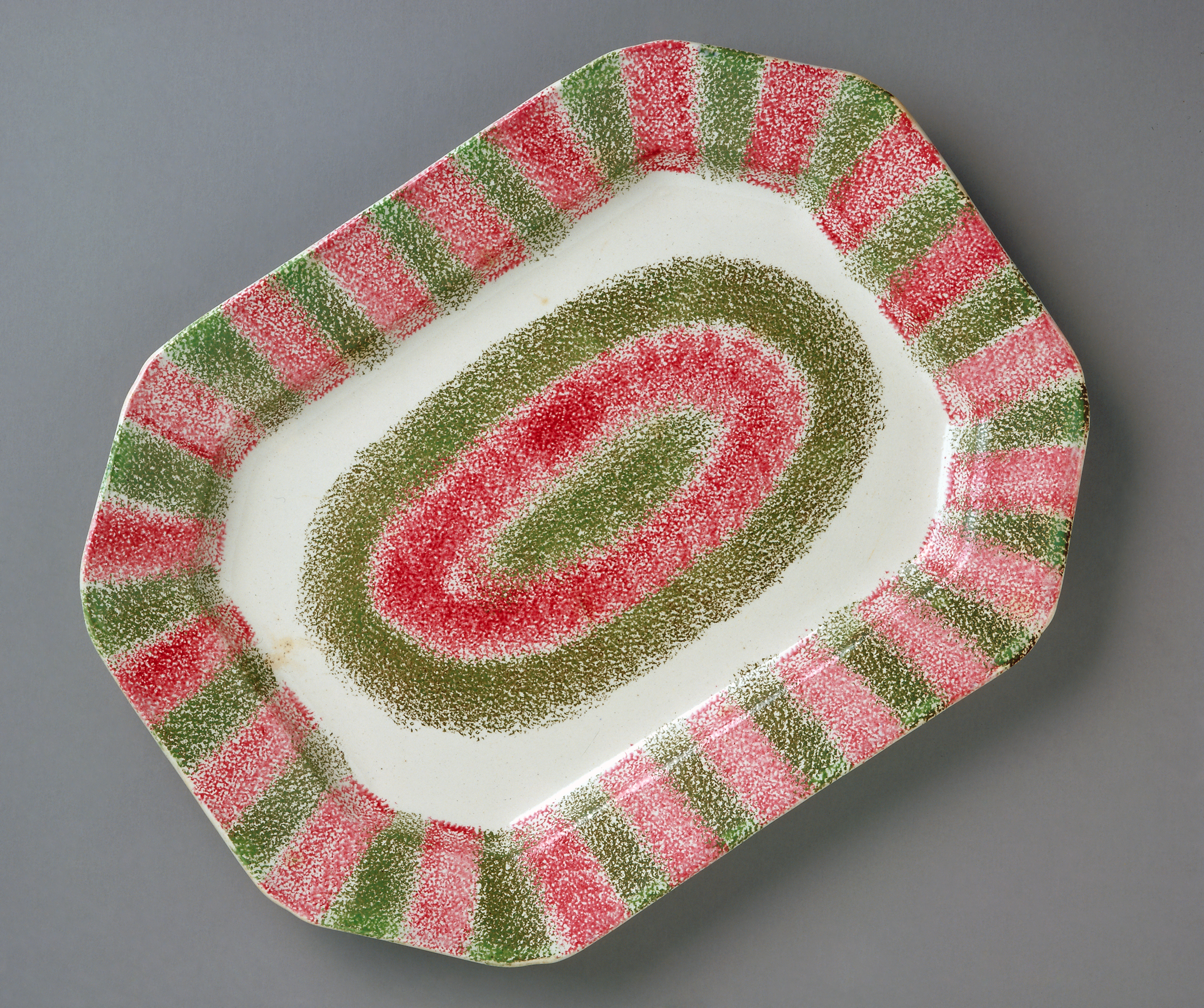 1965.0764 Dish