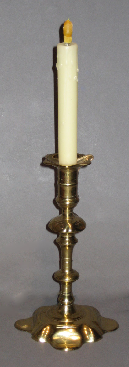 1952.0211.002 Candlestick