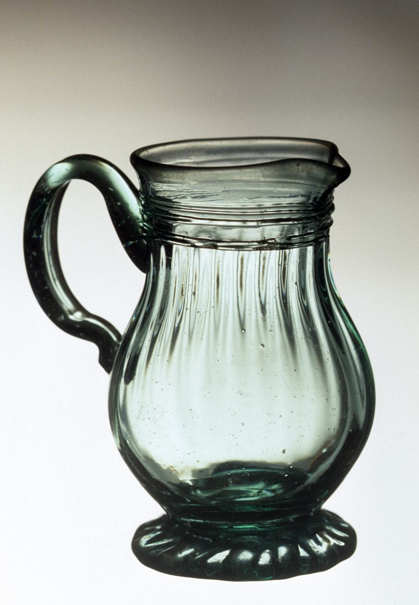 1959.3054 Glass jug