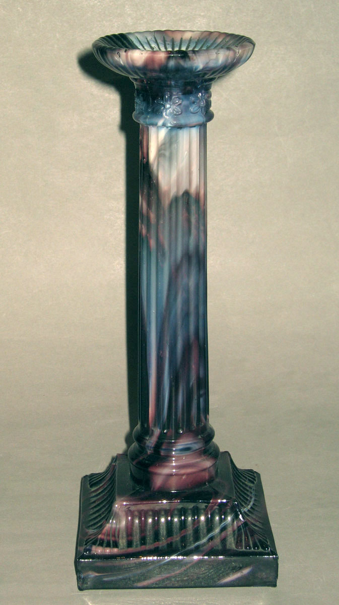 1963.0923.001 Glass candlestick