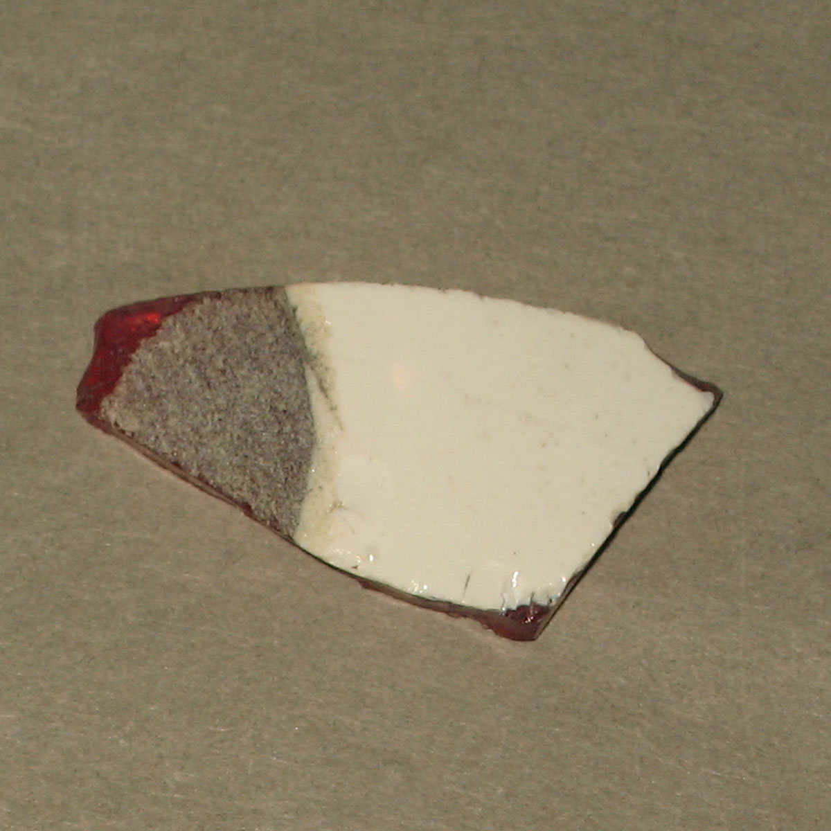 1973.0163.006 Glass fragment