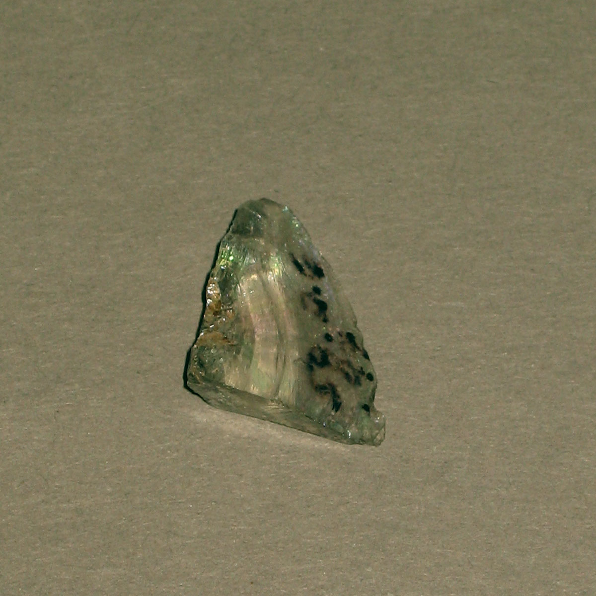 1958.0002.006.097 Glass fragment