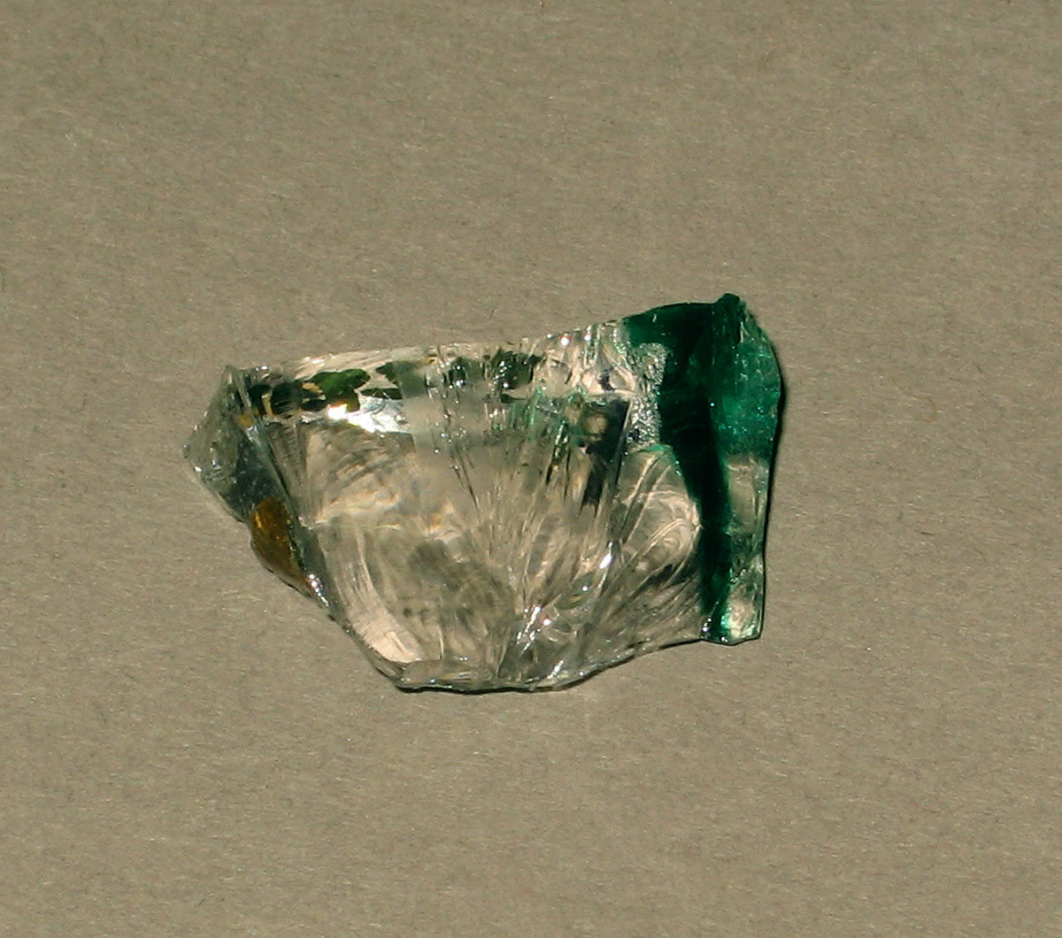 1971.0024.017 Glass fragment