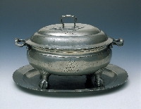 Tureen and stand