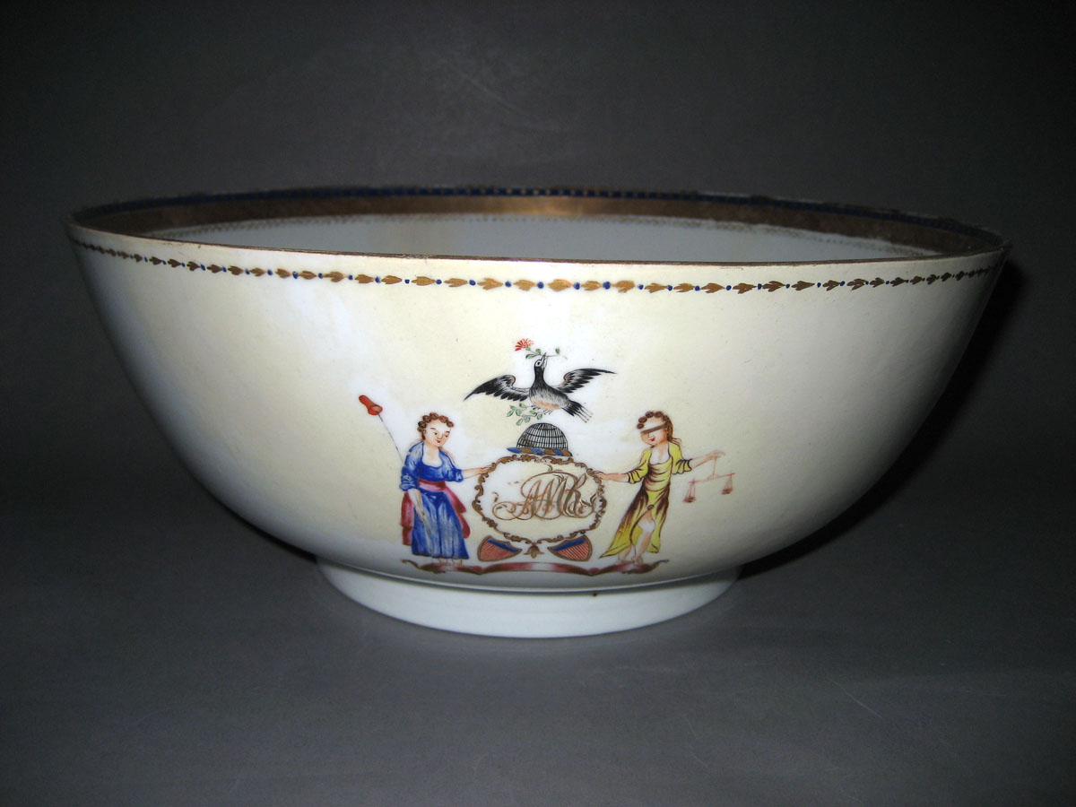 1963.0776.001 Porcelain Punch Bowl