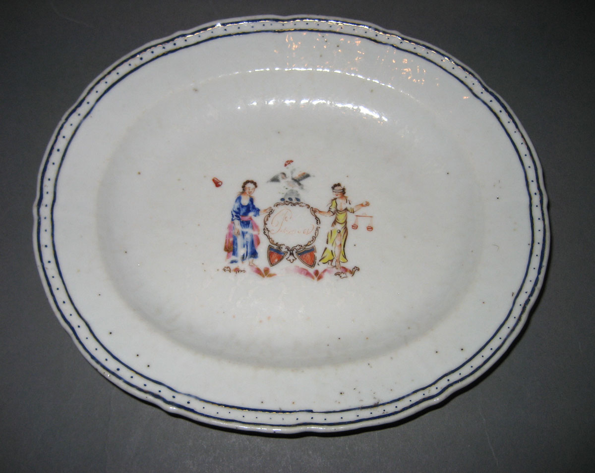 1963.0796 Porcelain Dish or Small Platter