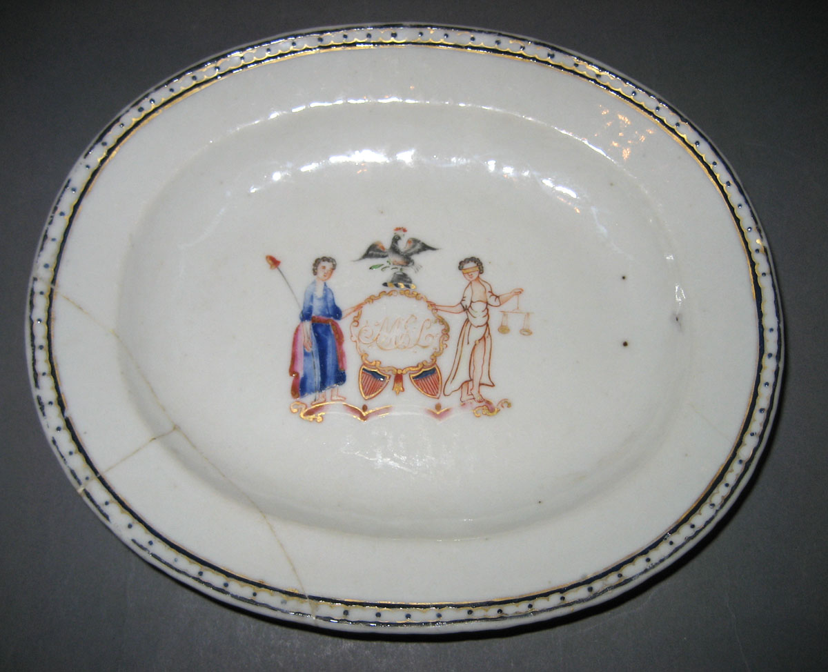 1963.0811 Porcelain Dish