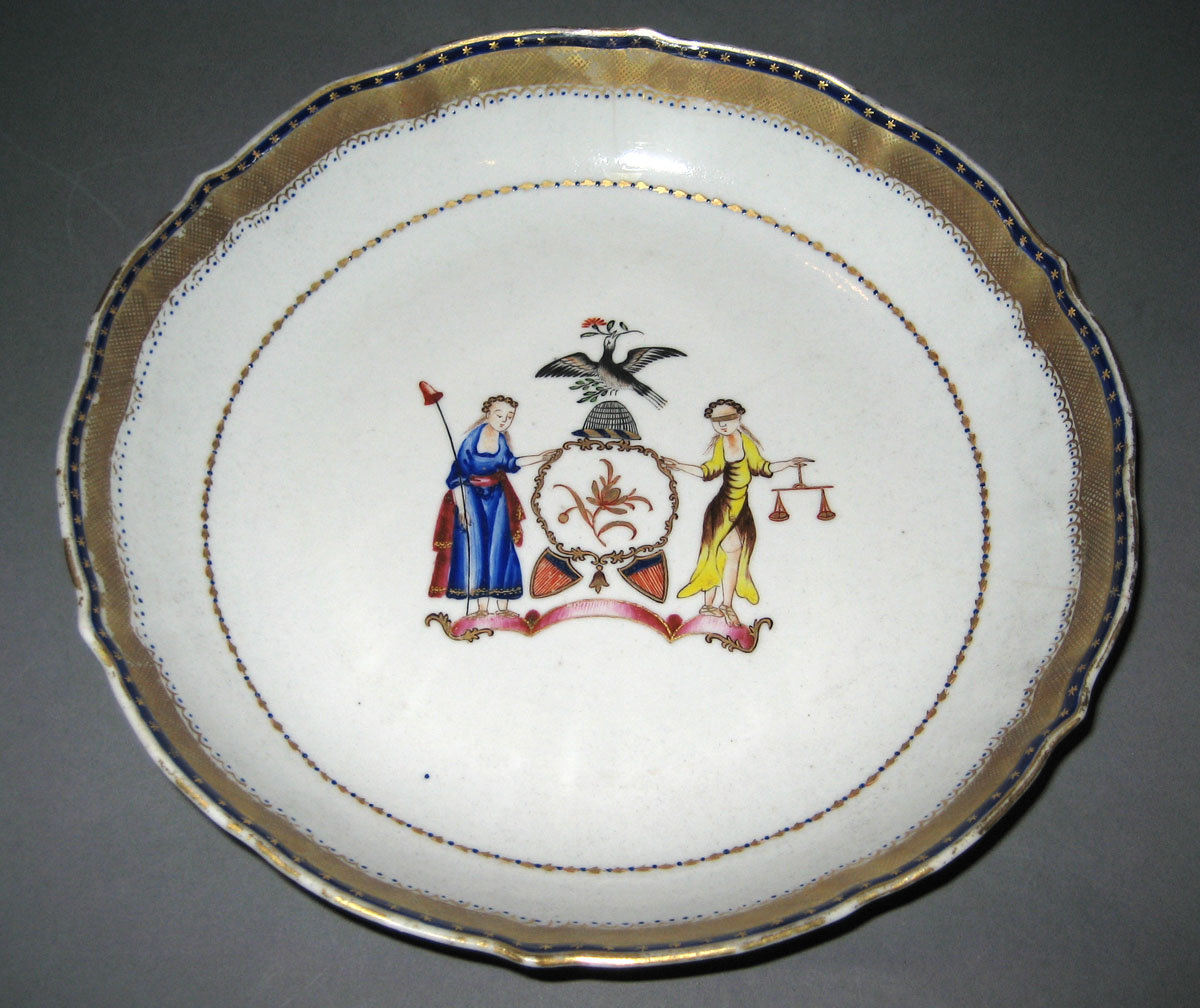 1963.0785.001 Porcelain Dish