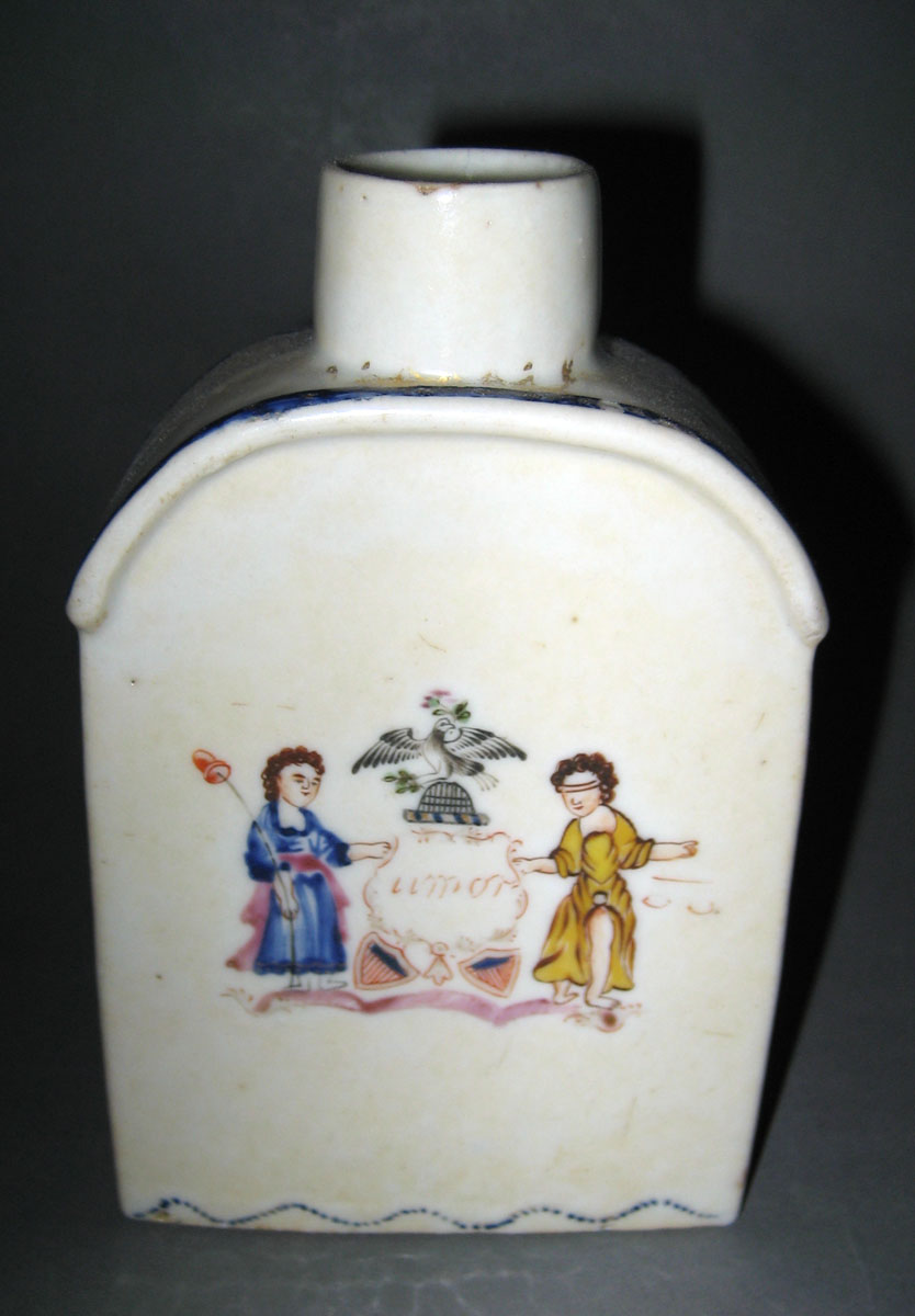 1963.0790 Porcelain Tea Cannister