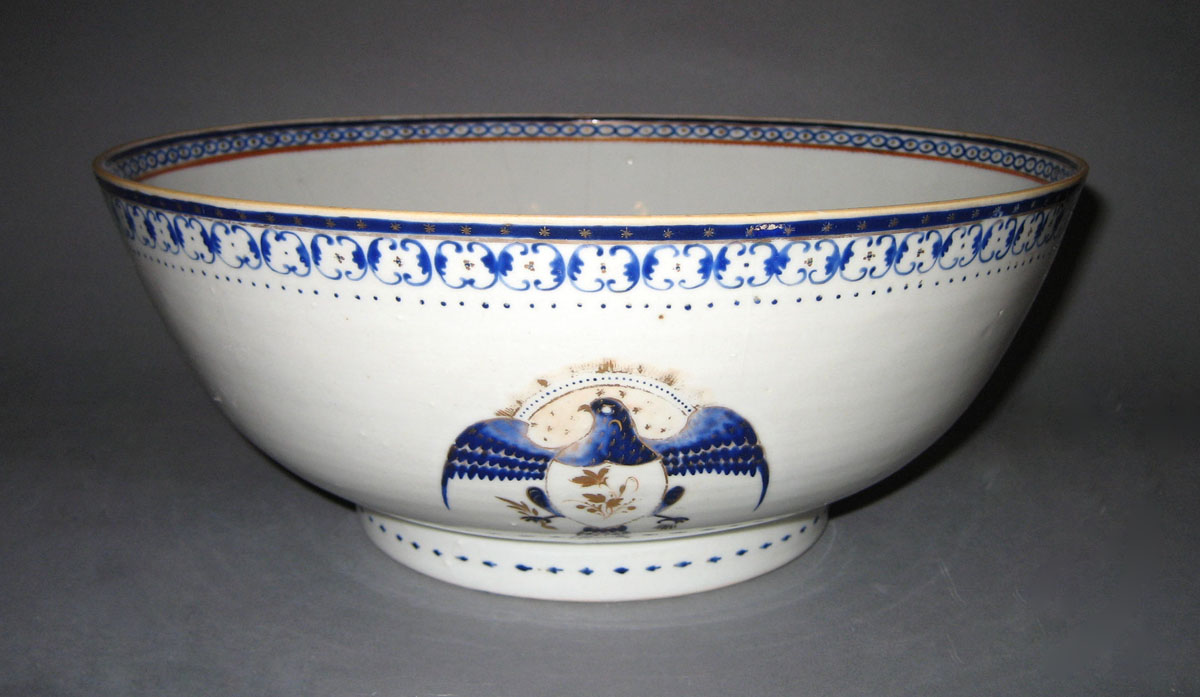 1963.0719.002 Porcelain Bowl