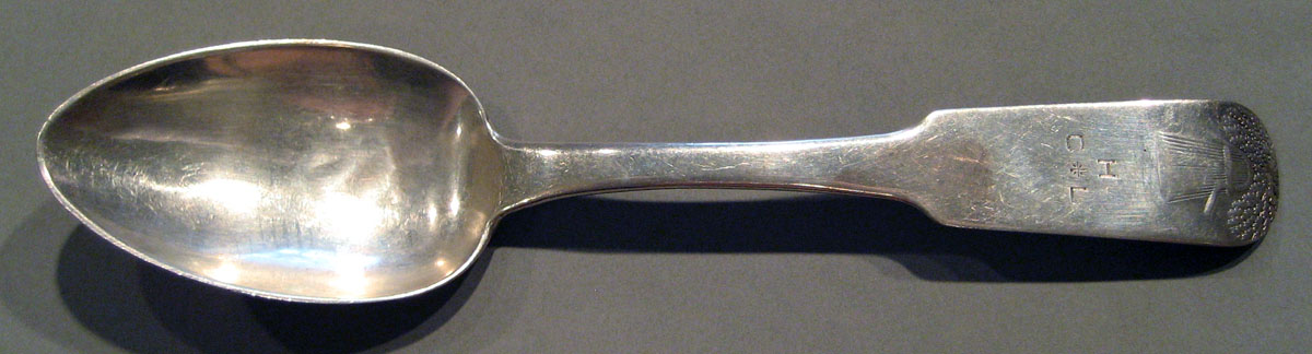 1998.0004.566 Silver Spoon upper surface