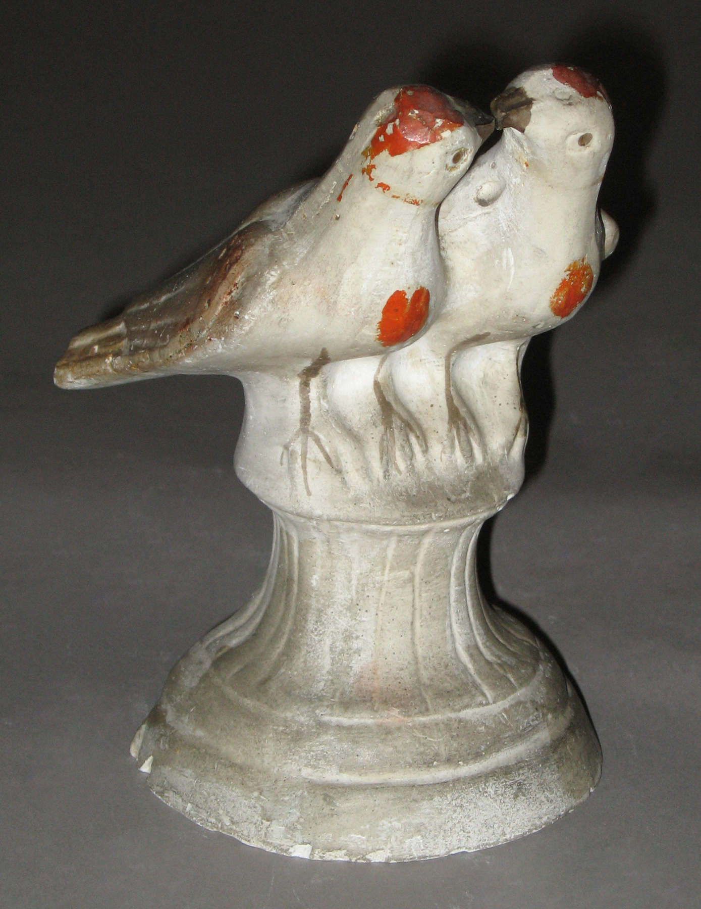 1964.1649 Chalkware lovebirds