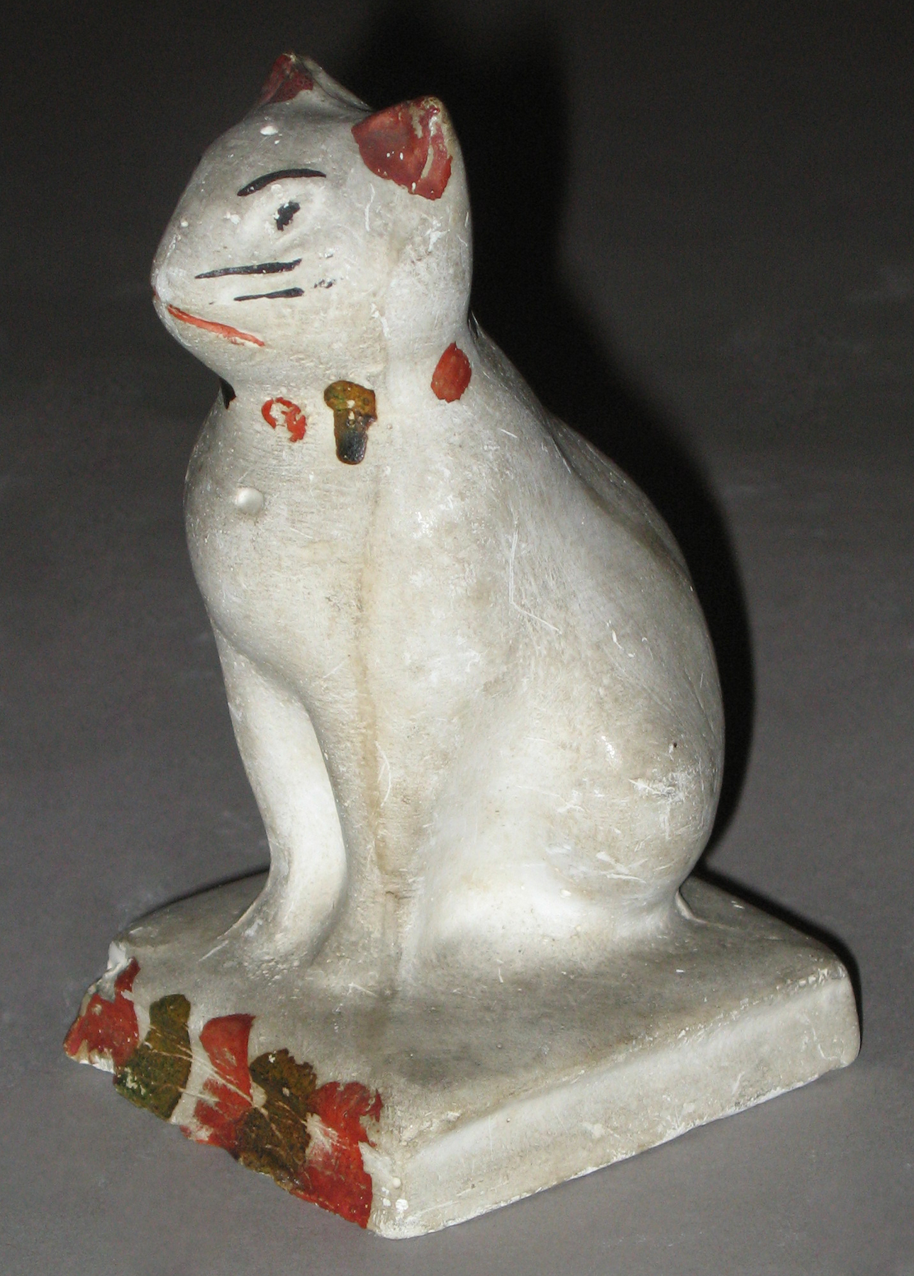 1964.1663 Chalkware cat