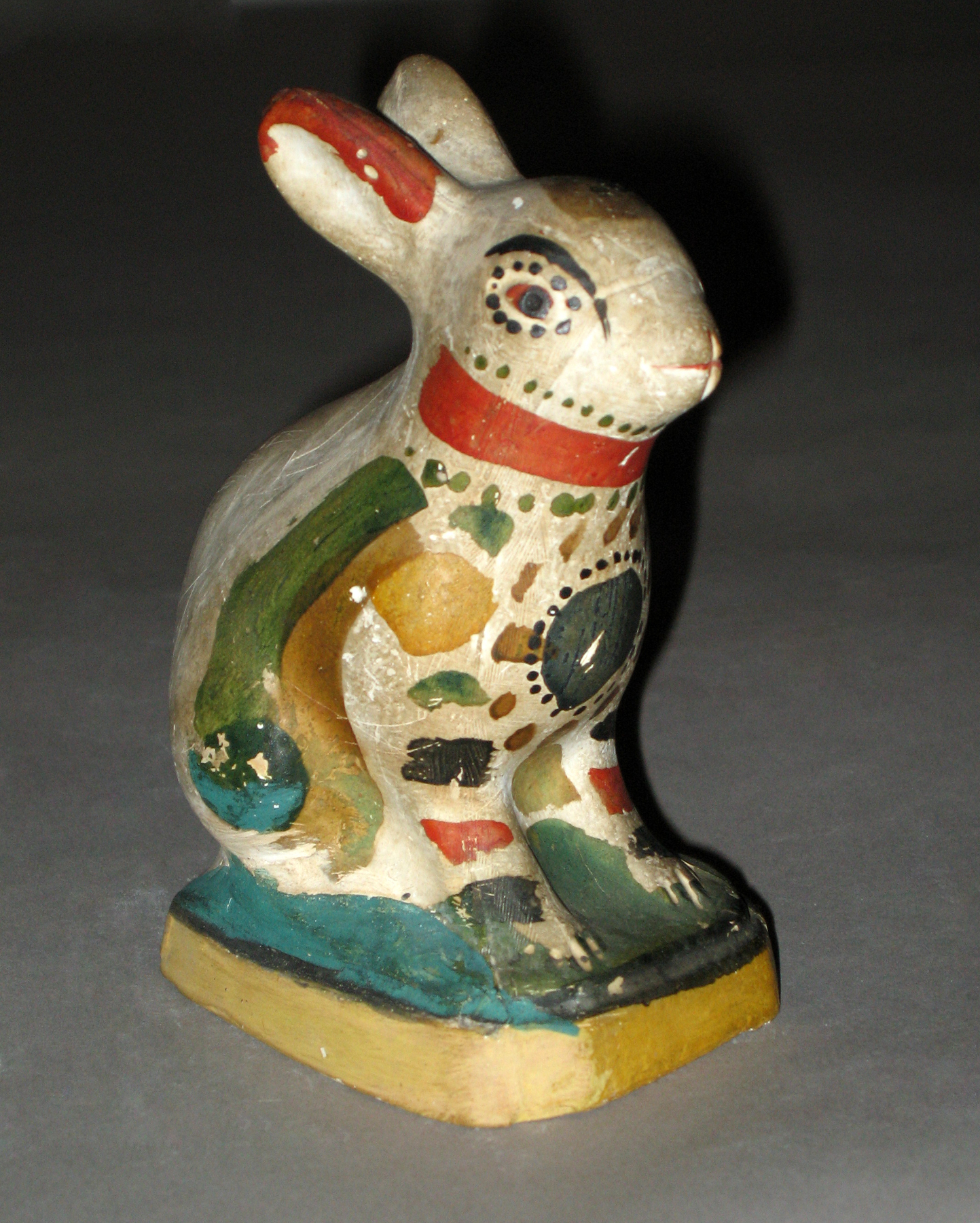 1964.1675 Chalkware rabbit