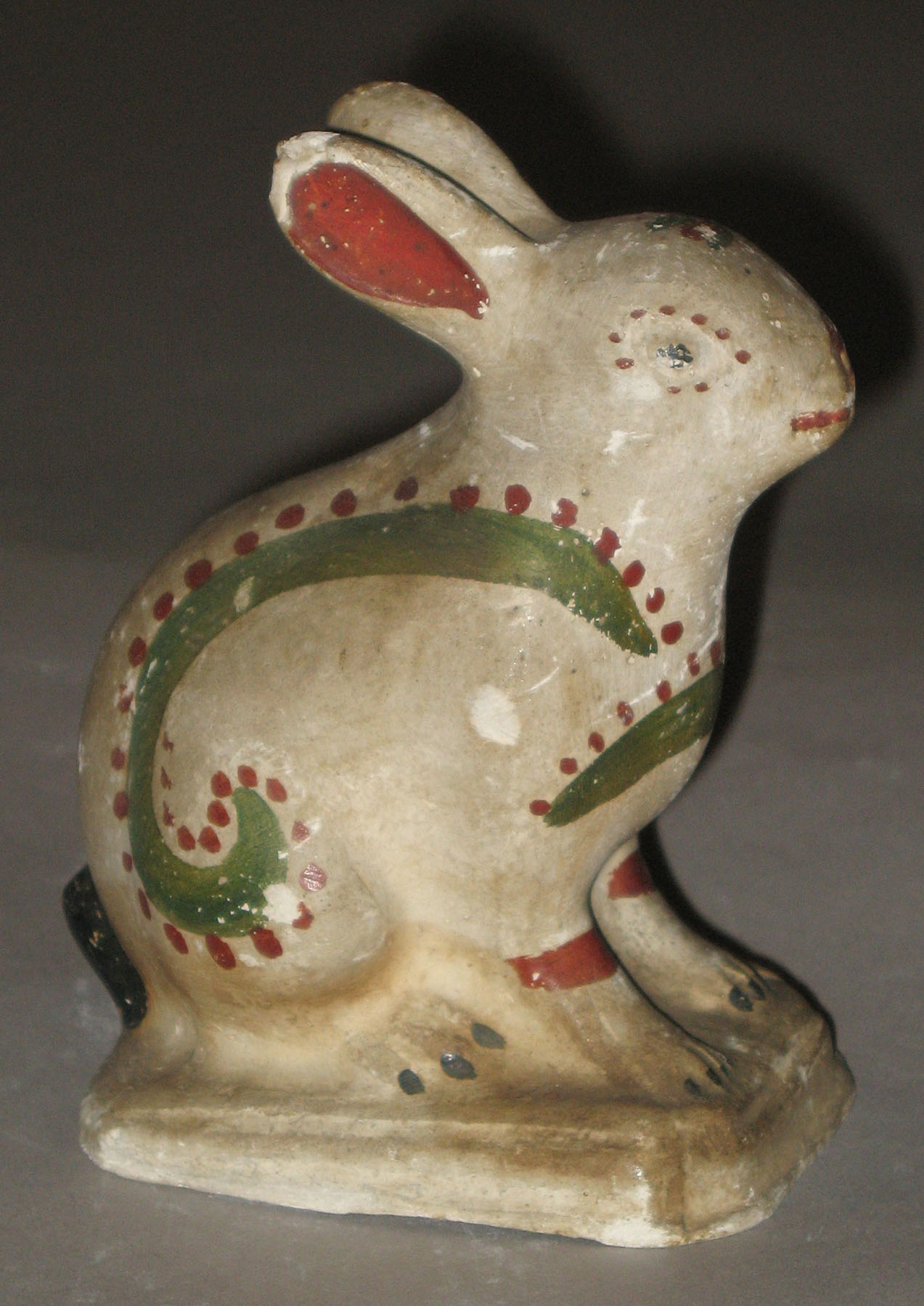 1964.1680 Chalkware rabbit