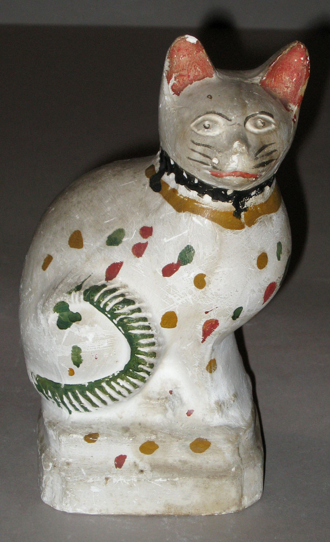 1964.1698 Chalkware cat