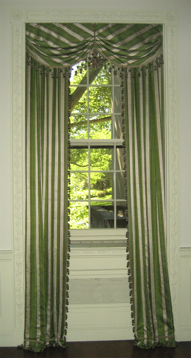1957.1278 Window hangings view 1