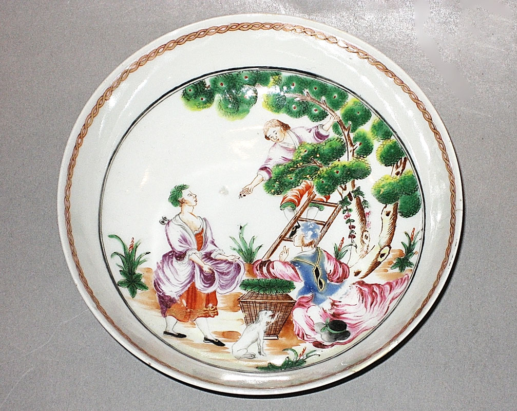 1954.0029.001 Saucer