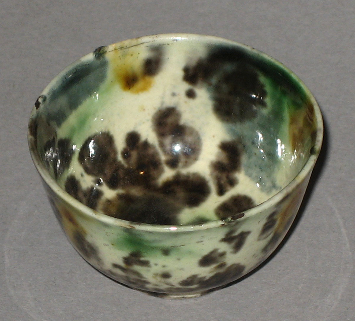 1955.0136.052 Miniature teabowl