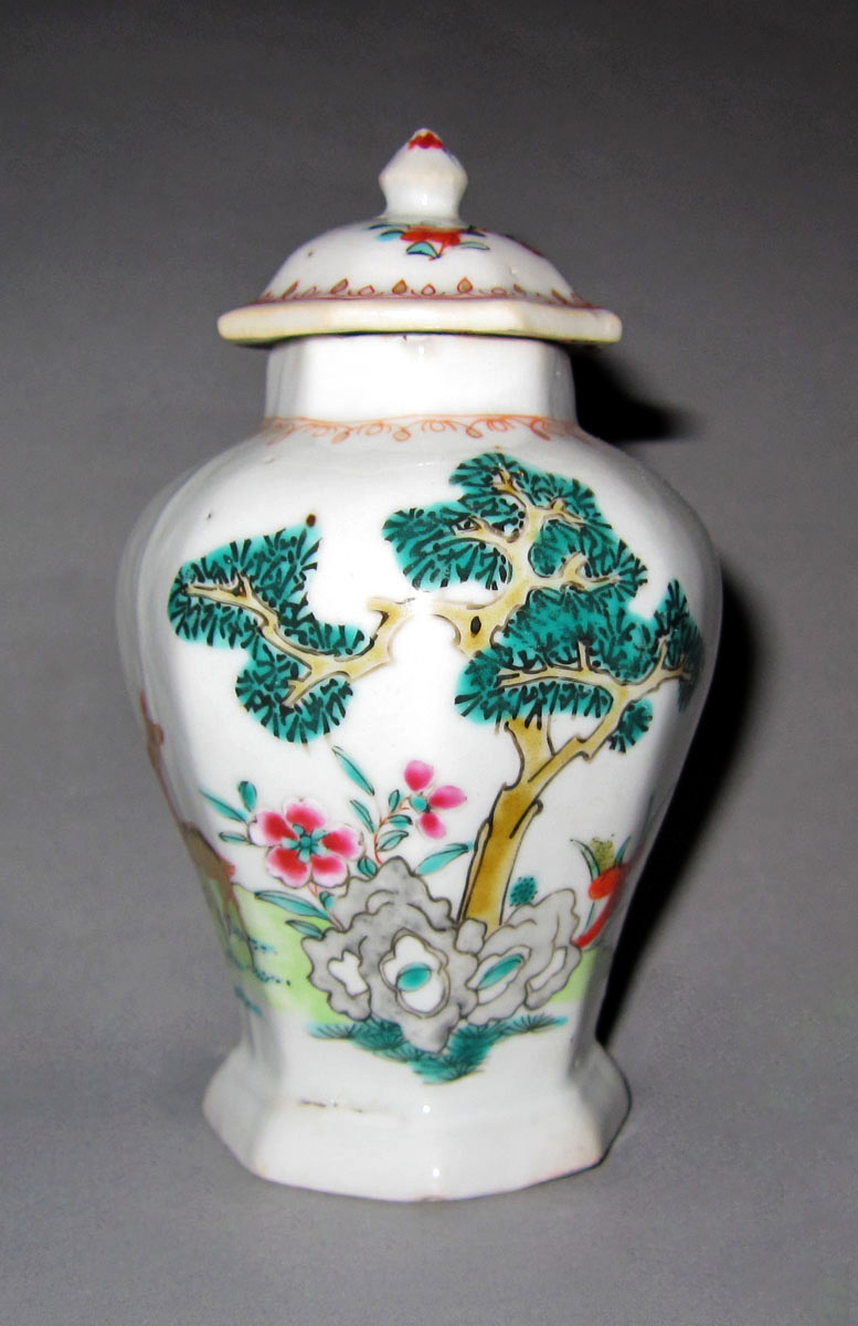 1953.0156.011 A, B Porcelain Tea Cannister