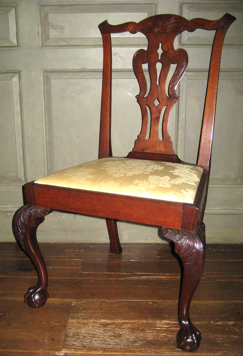 1951.0064.008 chair with slip seat view 1