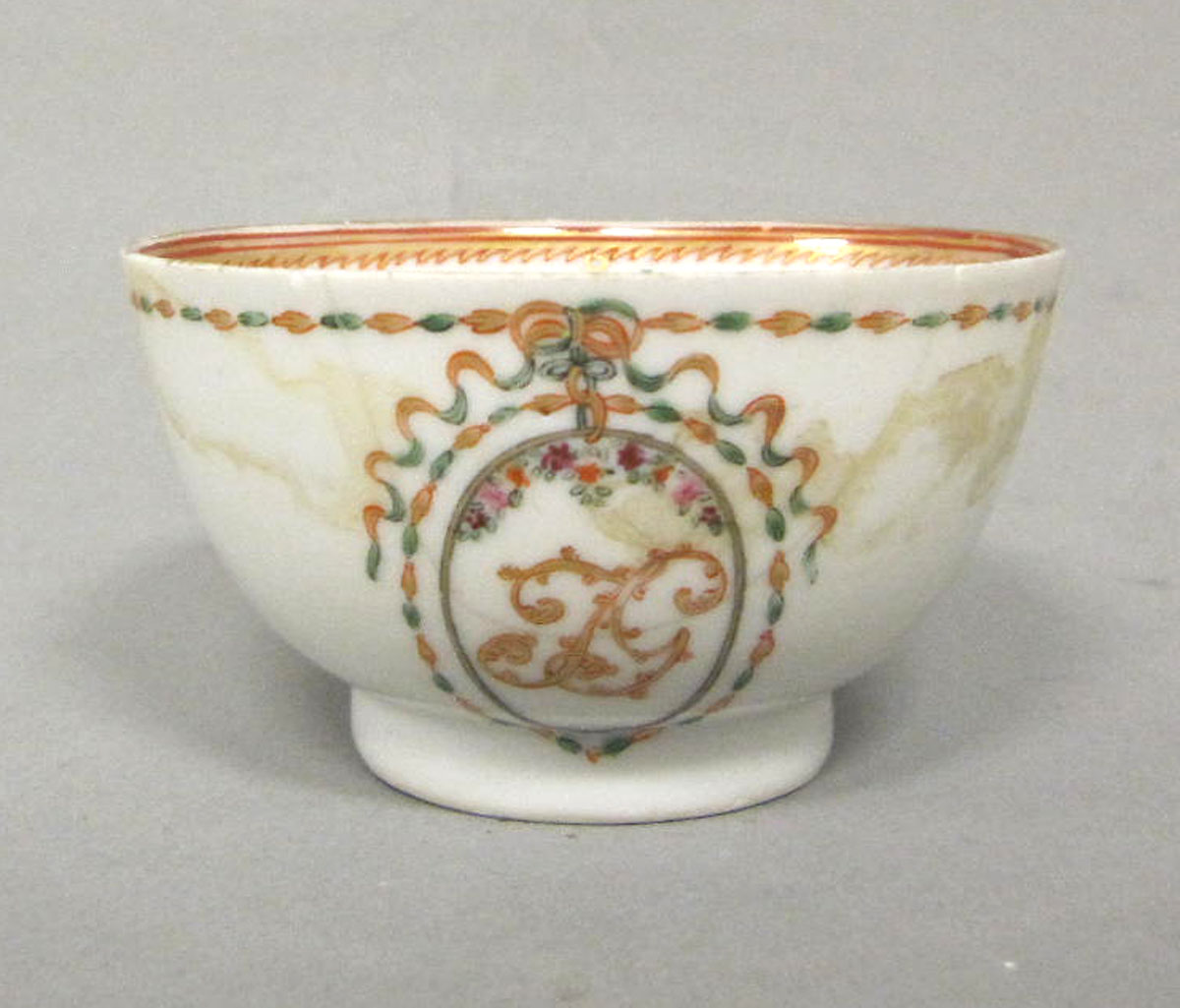 1956.0017.006 Porcelain teabowl