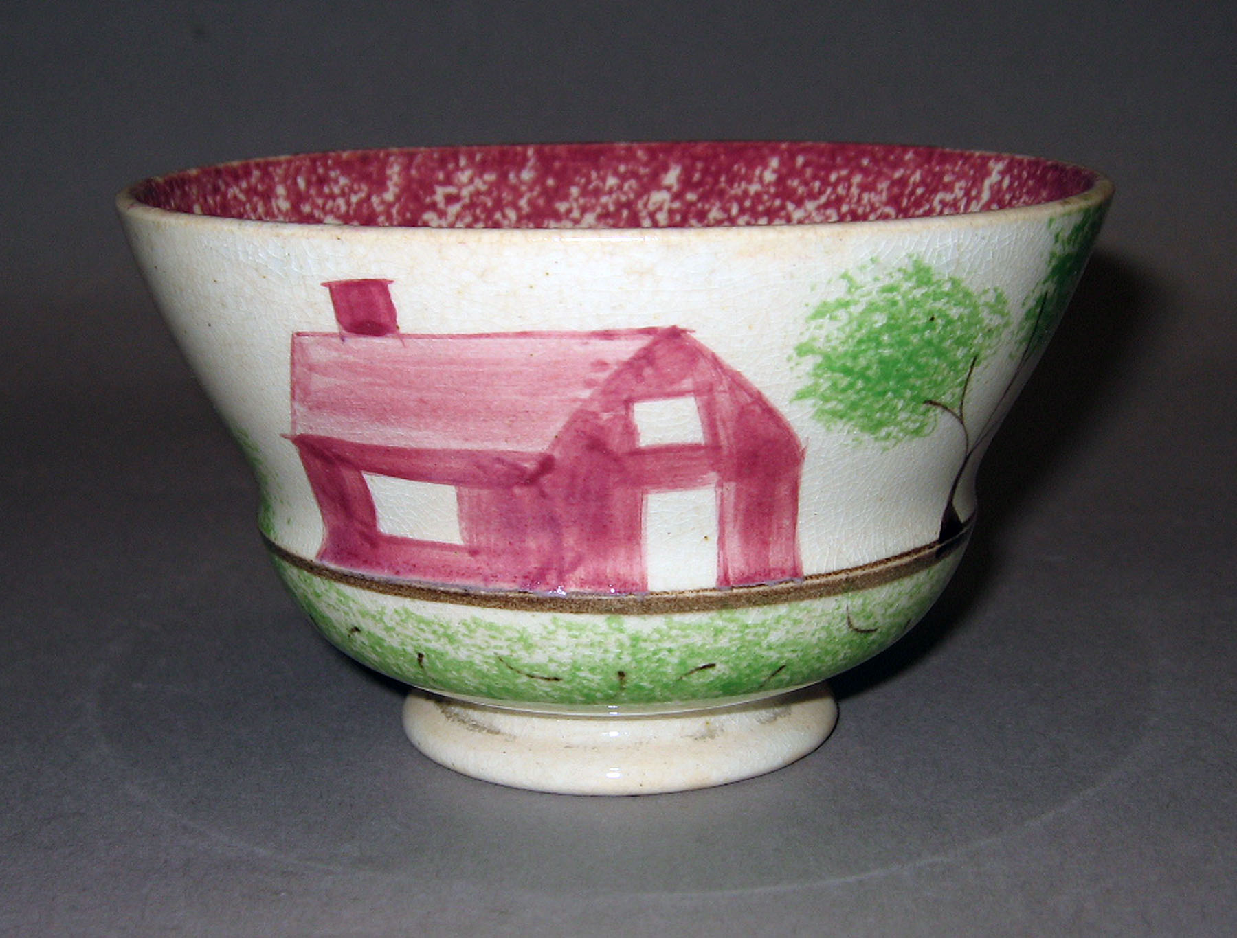 1965.0777.002 Spatterware teabowl