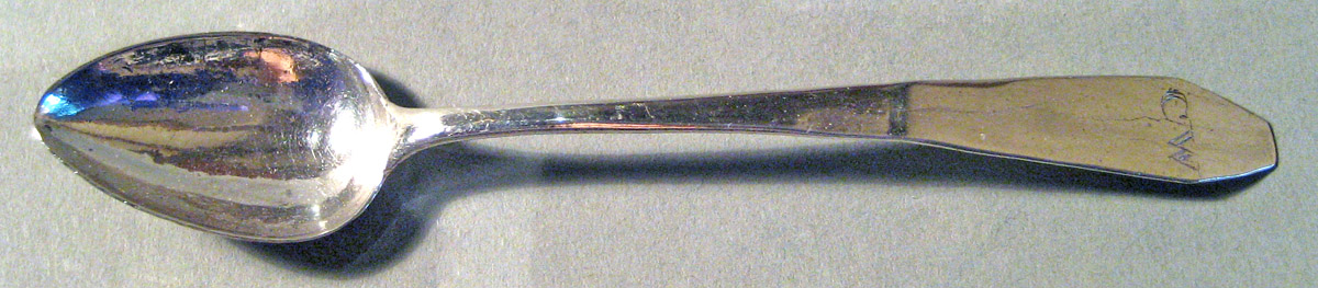 1961.0935.001 Silver Spoon upper surface