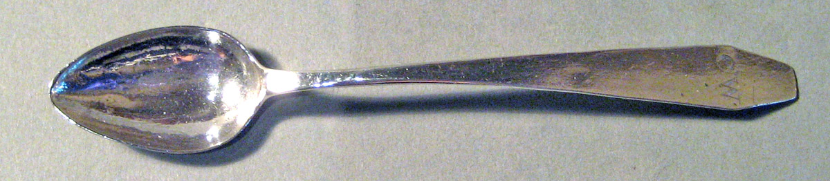 1961.0935.003 Silver Spoon upper surface