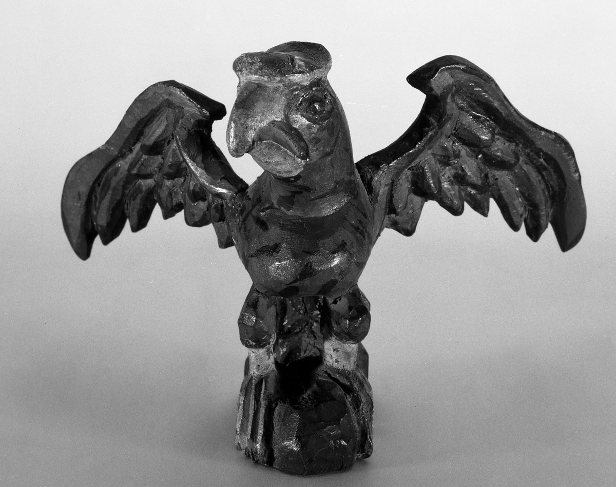 1959.2339 Figure, Eagle