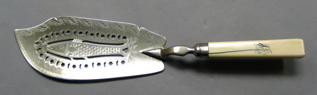 1954.0079.051 Silver and Ivory Server upper surface