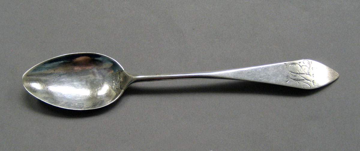 1998.0004.3539 Silver spoon upper surface