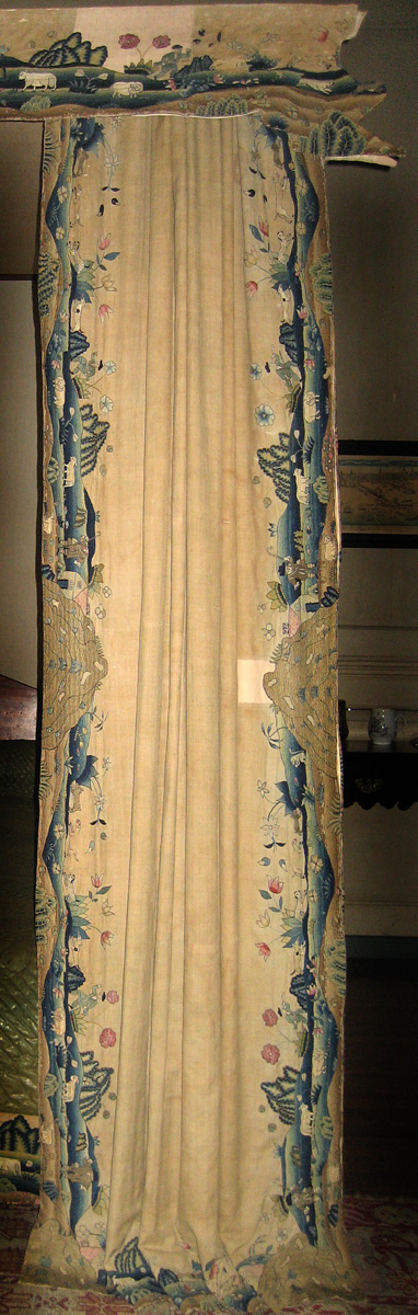 1957.1285.005 Side curtain