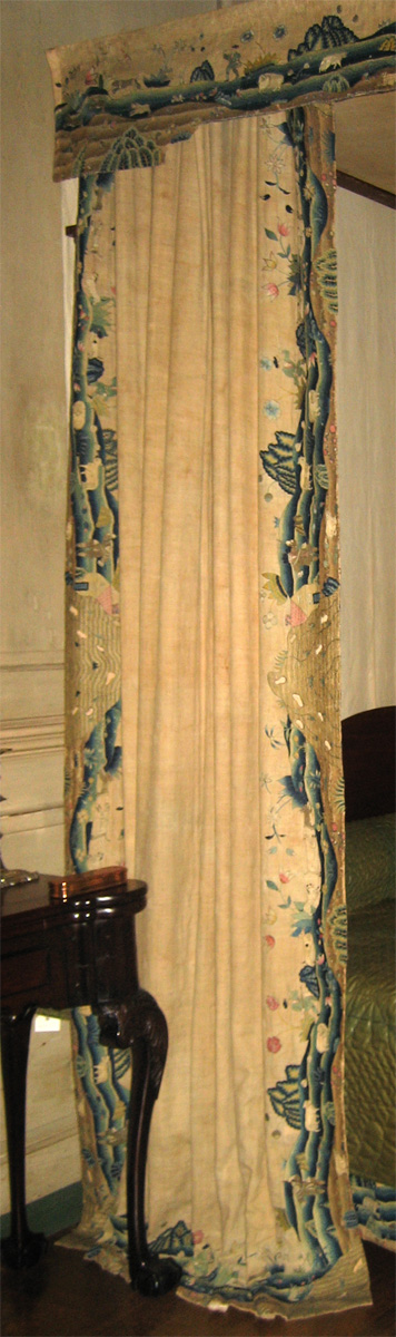 1957.1285.001 Side Curtain