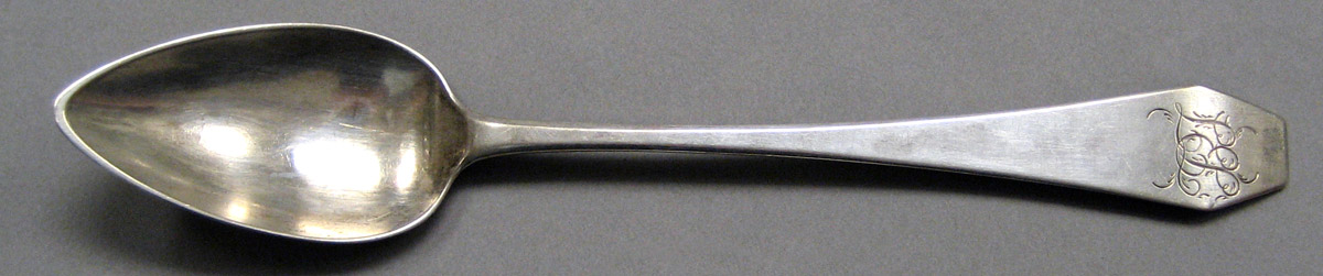2003.0041.040.008 Silver Spoon upper surface