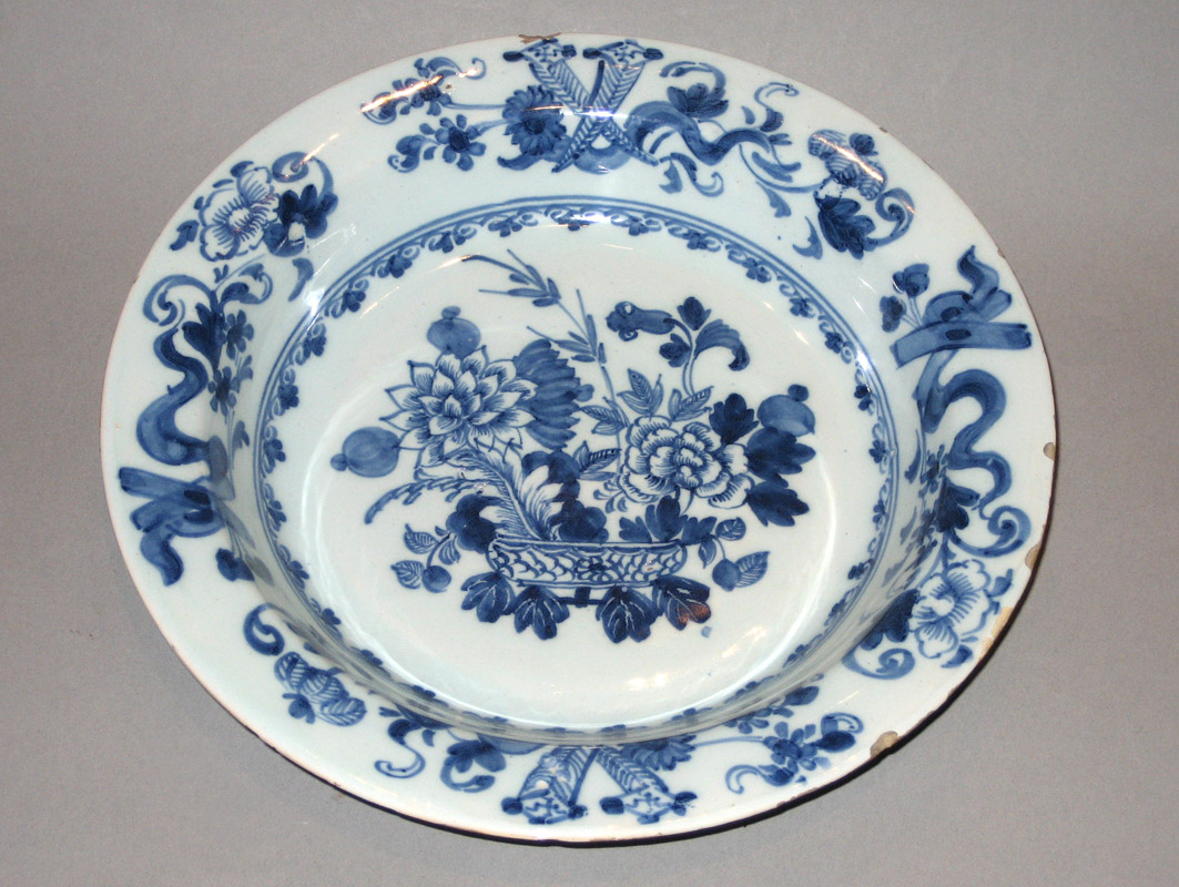 1963.0576.005 plate or bowl