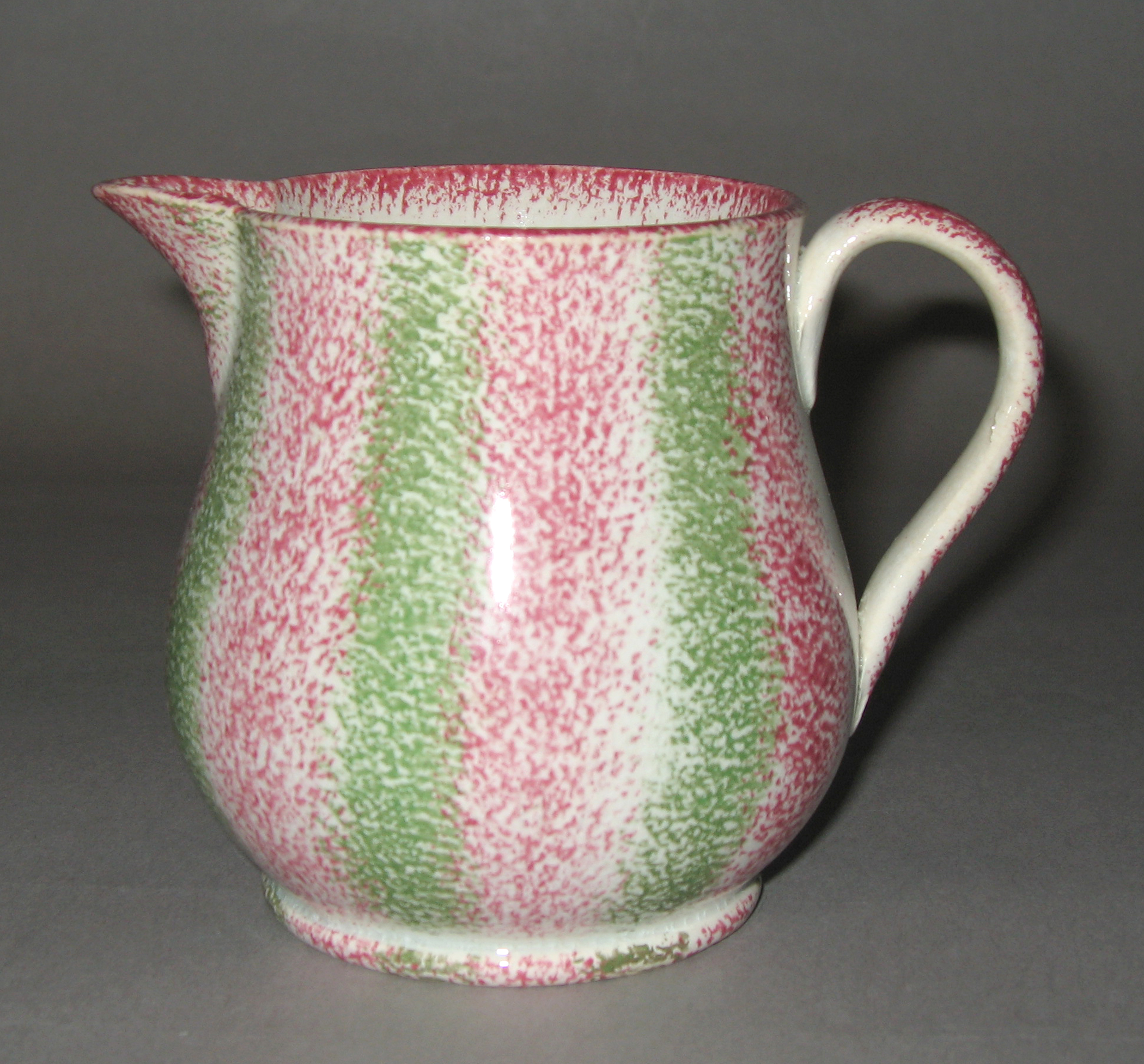 1965.0759 Spatterware jug