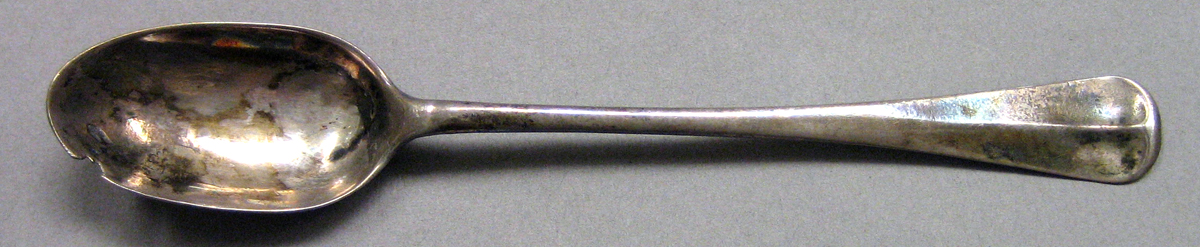 1962.0240.448 Silver Spoon upper surface