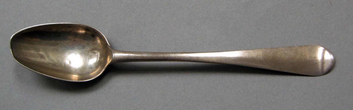 1962.0240.377.002 Silver spoon upper surface