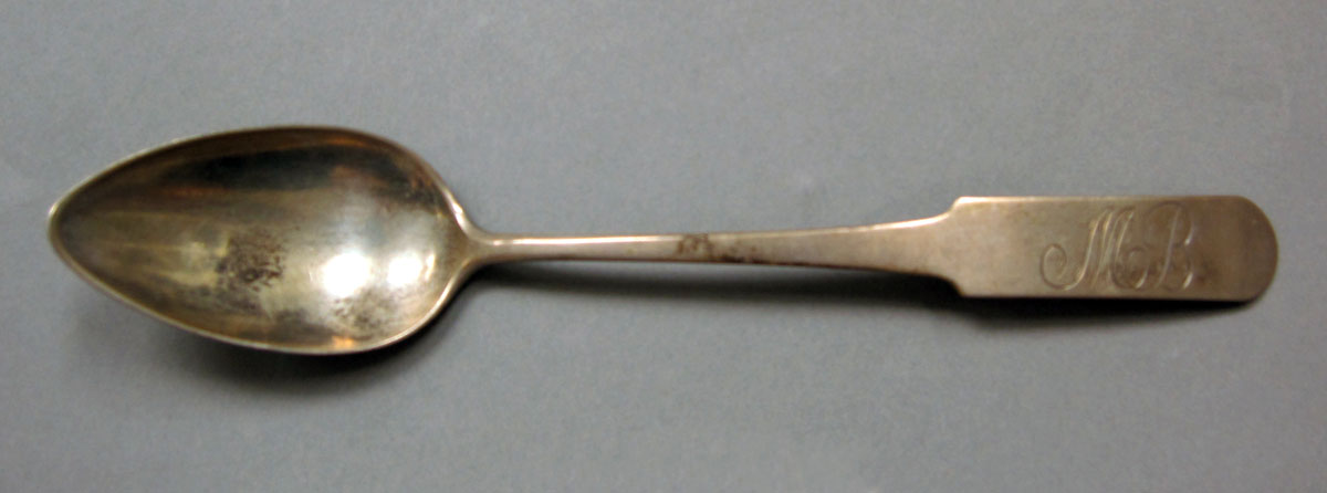 1962.0240.394 Silver spoon upper surface