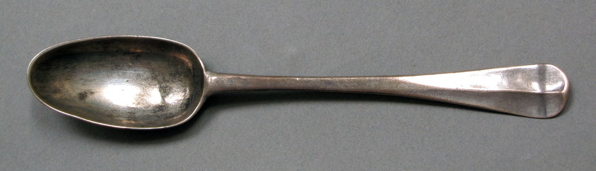 1962.0240.406 Silver spoon upper surface