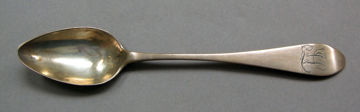 1962.0240.354 Silver spoon upper surface